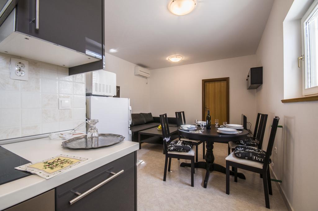 Apartment Casablanca Pola Esterno foto