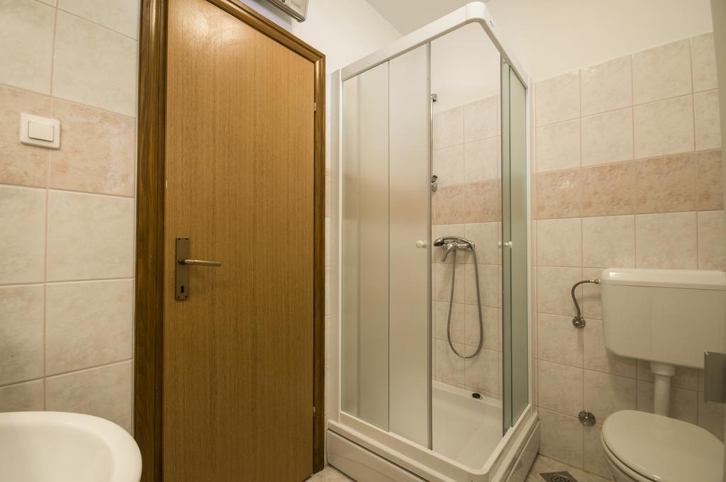 Apartment Casablanca Pola Esterno foto