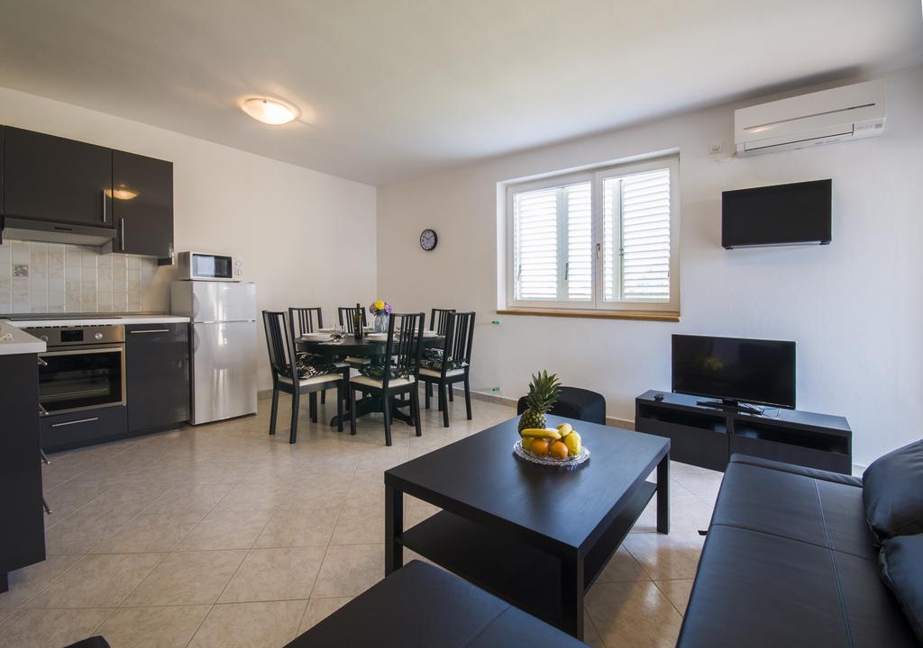 Apartment Casablanca Pola Esterno foto